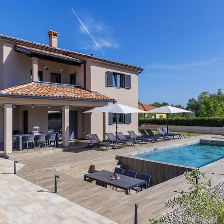 Сasa de vacaciones Shea By Interhome *